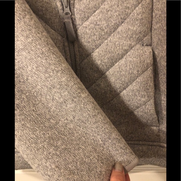 Light gray zip up jacket with sherpa🤍💜 - Picture 7 of 9